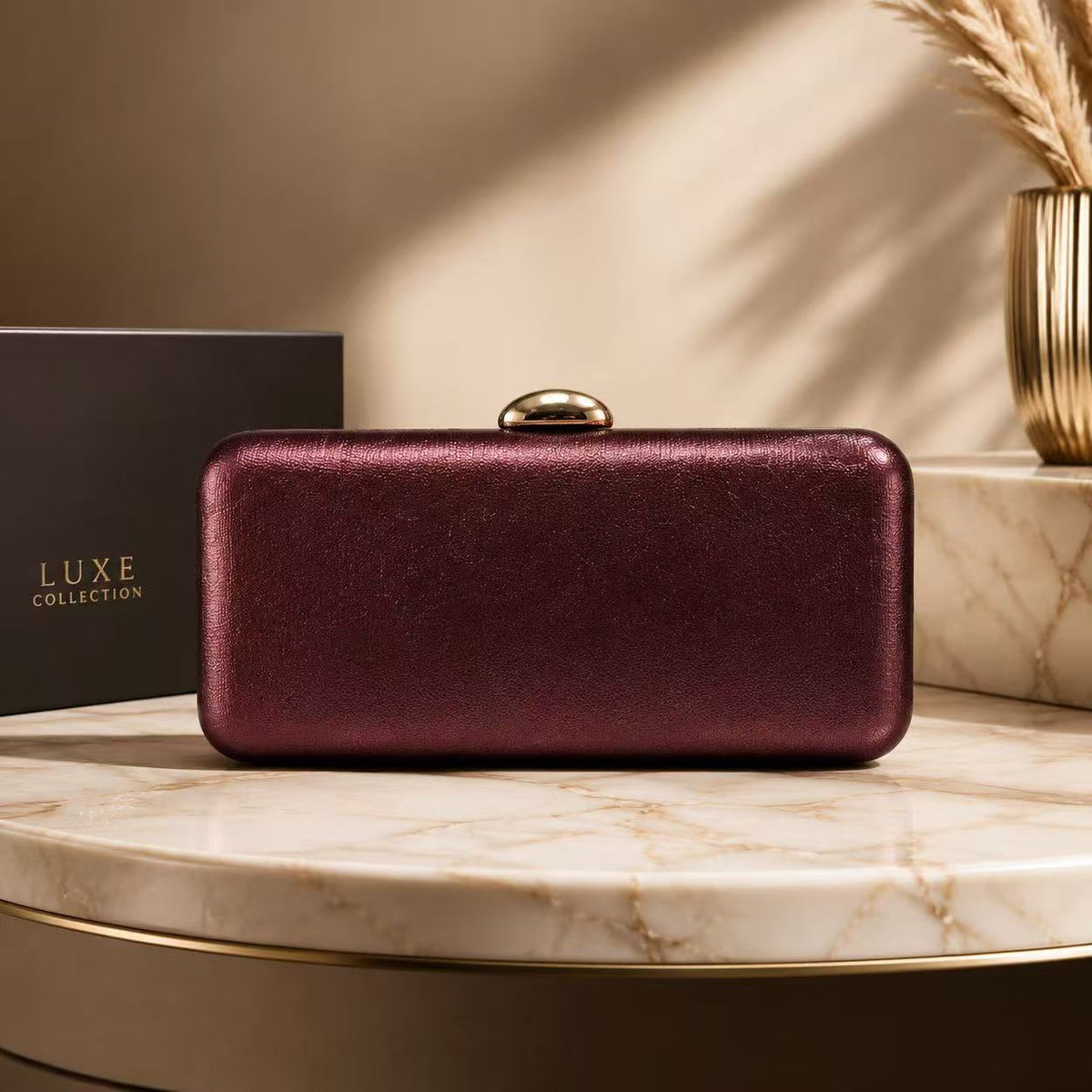 Bolso de fiesta rígido de mujer metalizado, burdeos